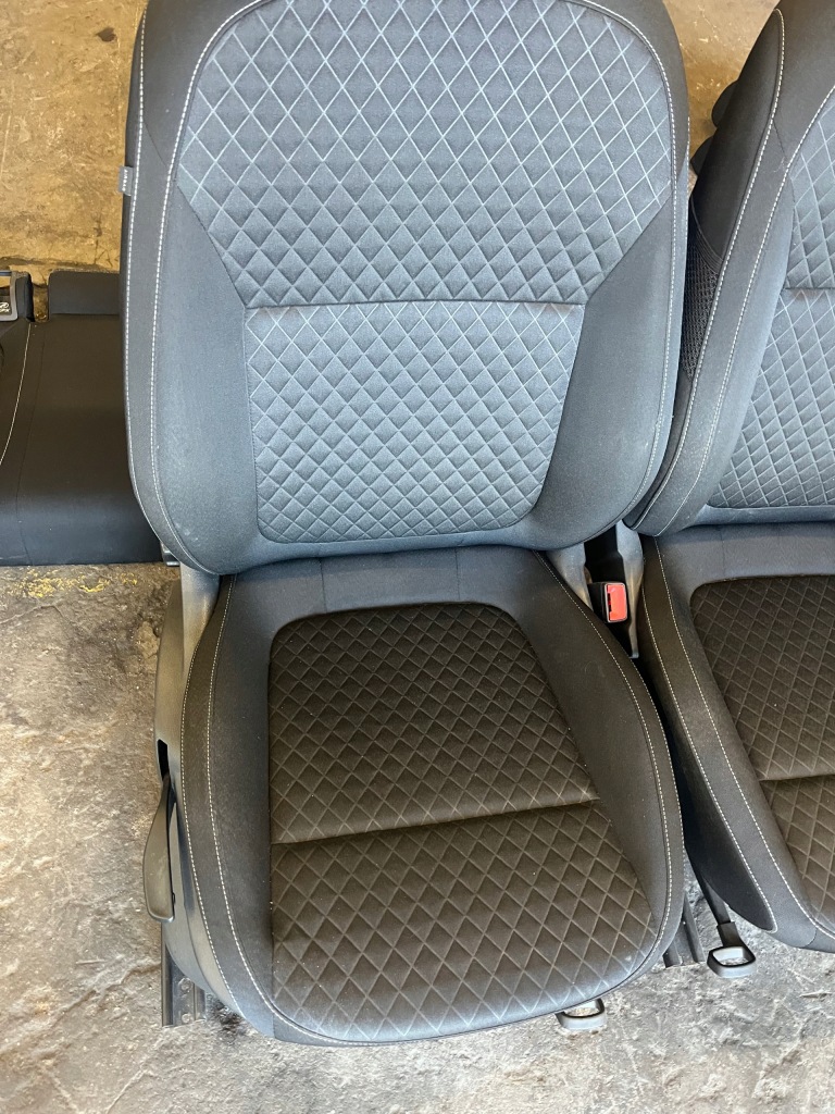 фото №5, Сиденья заднее сиденье skoda fabia iii 6v 16r комплект ładne europa