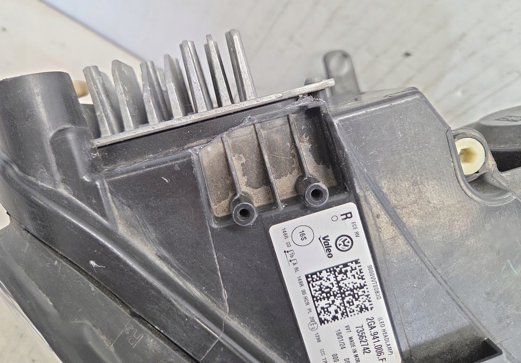 фото №7, Vw t-roc lift лампа перед правая full led оригинал europa