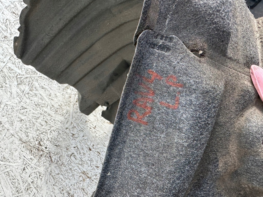 фото №7, Rav4 v подкрылок левая передние 53876-42100