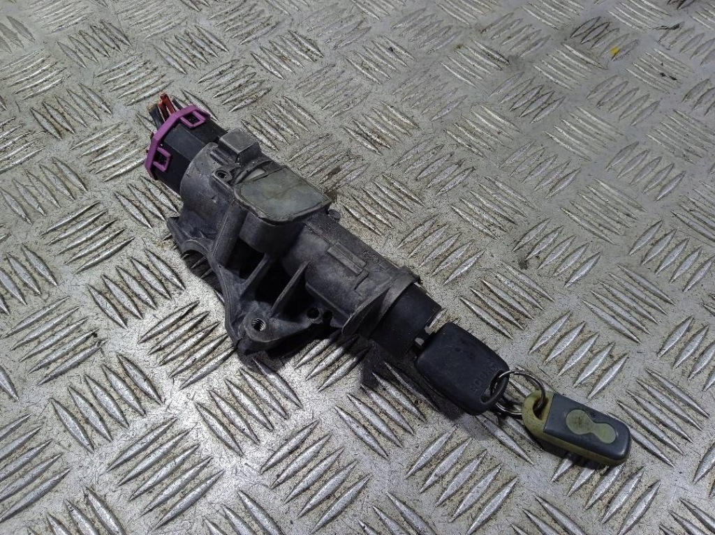 фото №1, Замок запалювання do skoda fabia kombi 4b0905851c