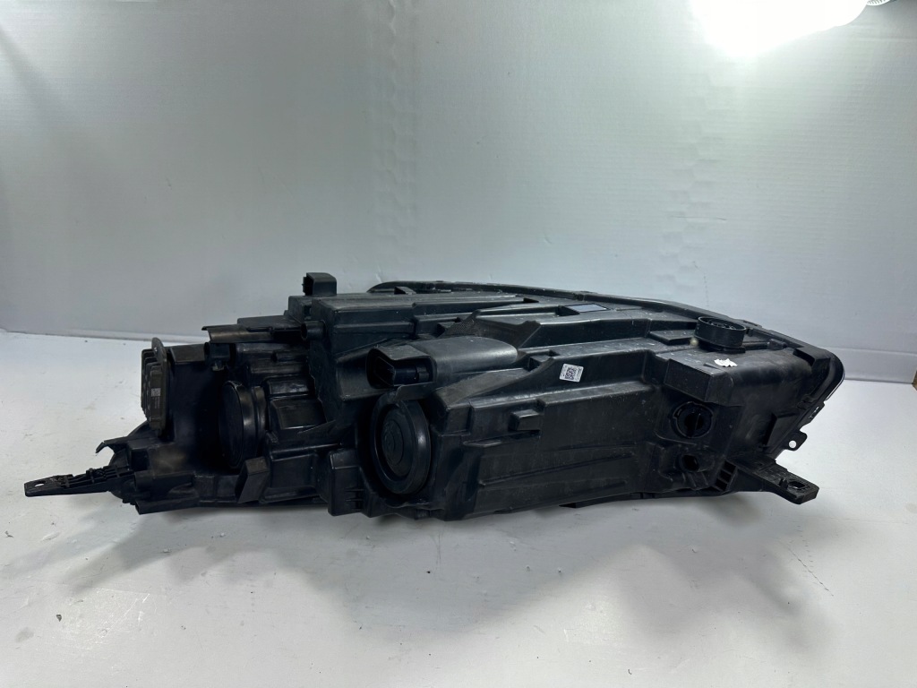 Kuga mk3 фара правый  левая led lv4b-13e015-ca lv4b-13e014-ca Доставка