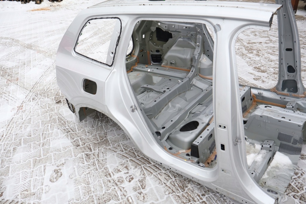 фото №2, Volvo xc90 ii чверть крила права задня 711-16
