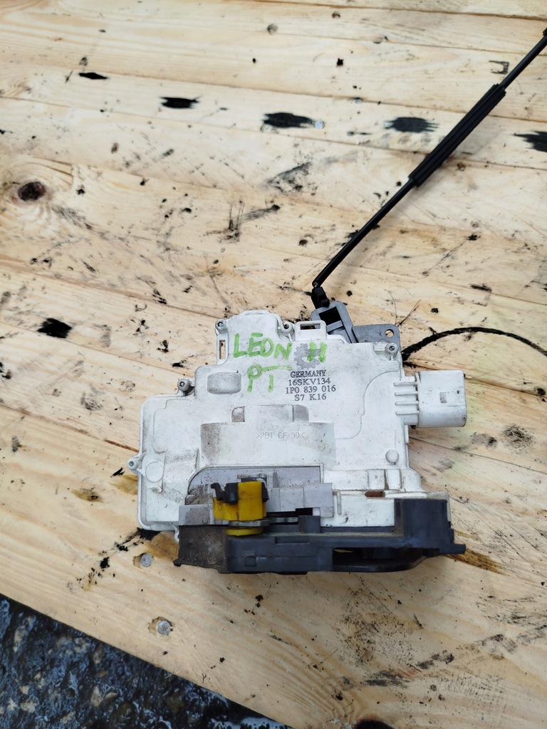 фото №1, Замок двері правий задня задній seat leon ii 2 1p0839016