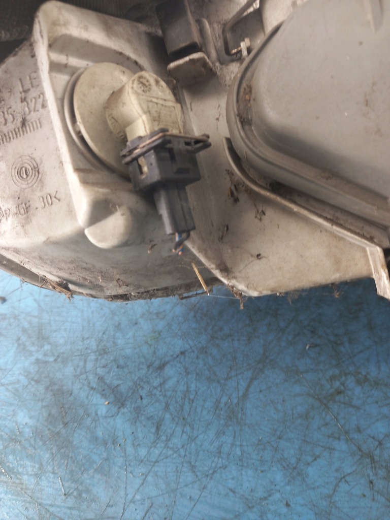 фото №8, Фара лівий ford mondeo mk2 96-00r