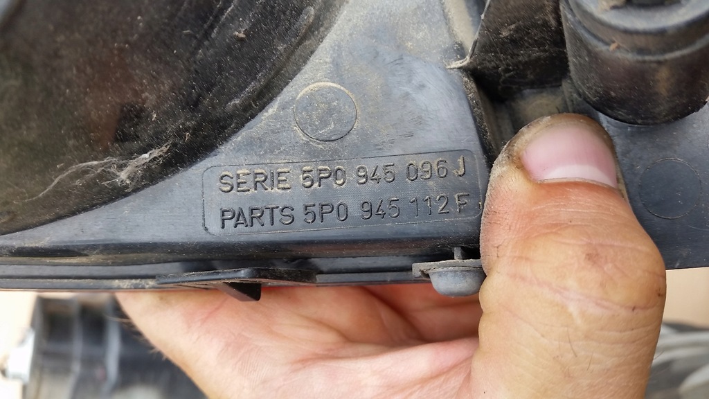 фото №7, Лампа левая/правая задняя seat altea lift 5p0945095j