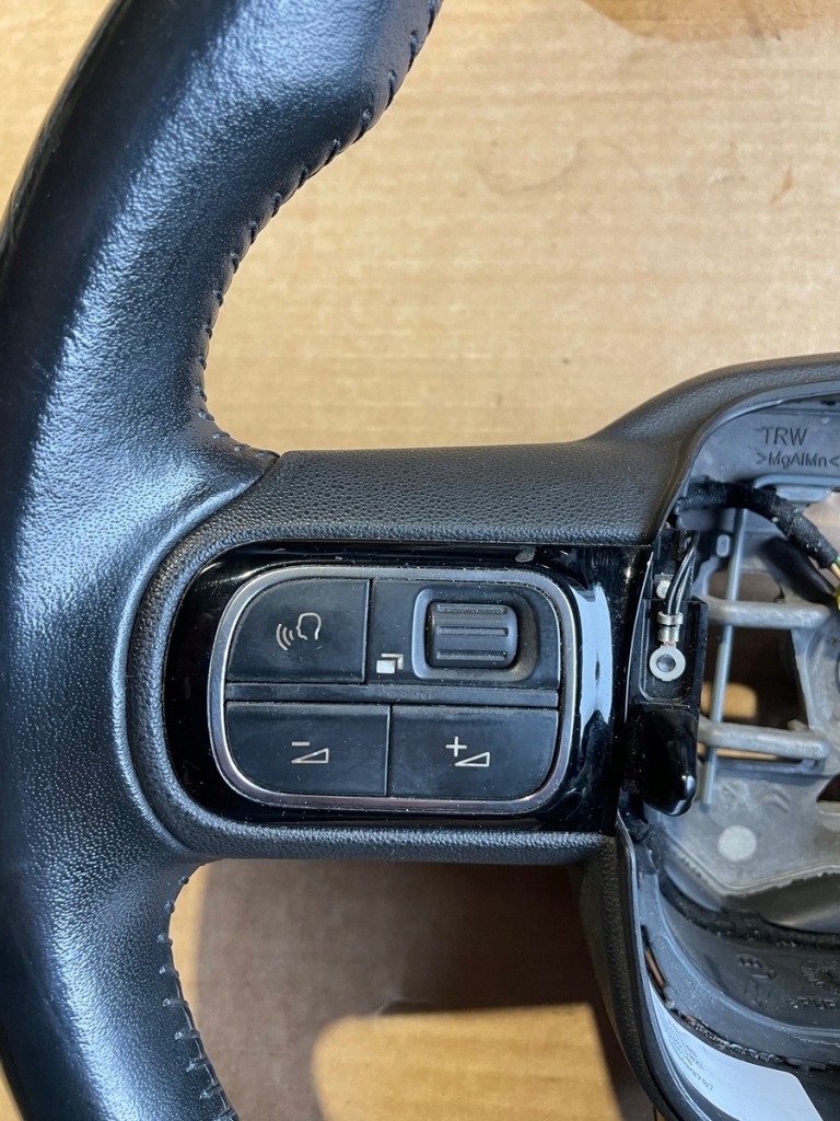 Citroen berlingo iv повітропровід мультіфункція шкіра 98210210zd Доставка