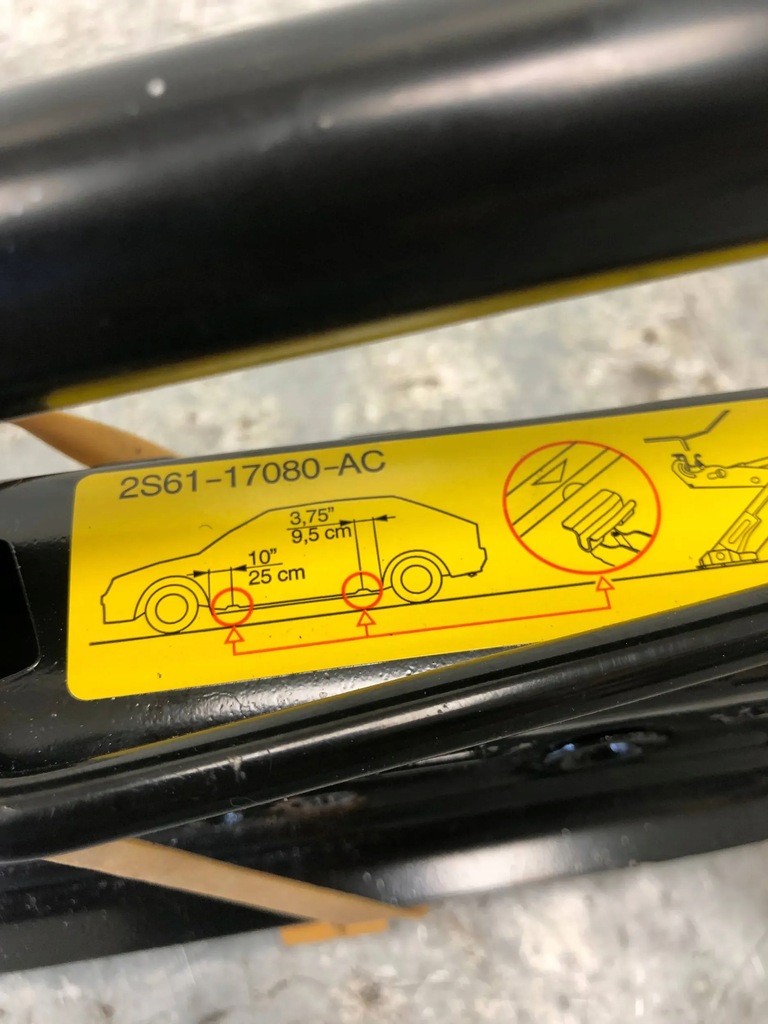 фото №5, Набор домкрат ушко ключ mazda 2 dy 2s61-17080-ac