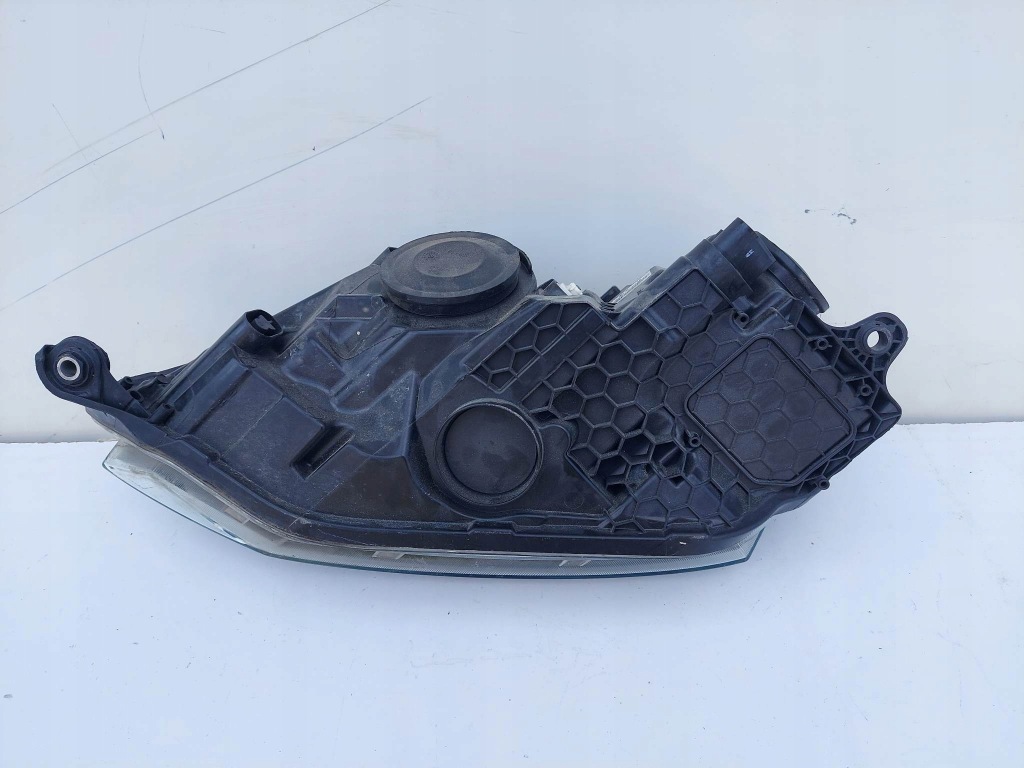 Skoda fabia 3 6v фара правый  перед передняя led Киев