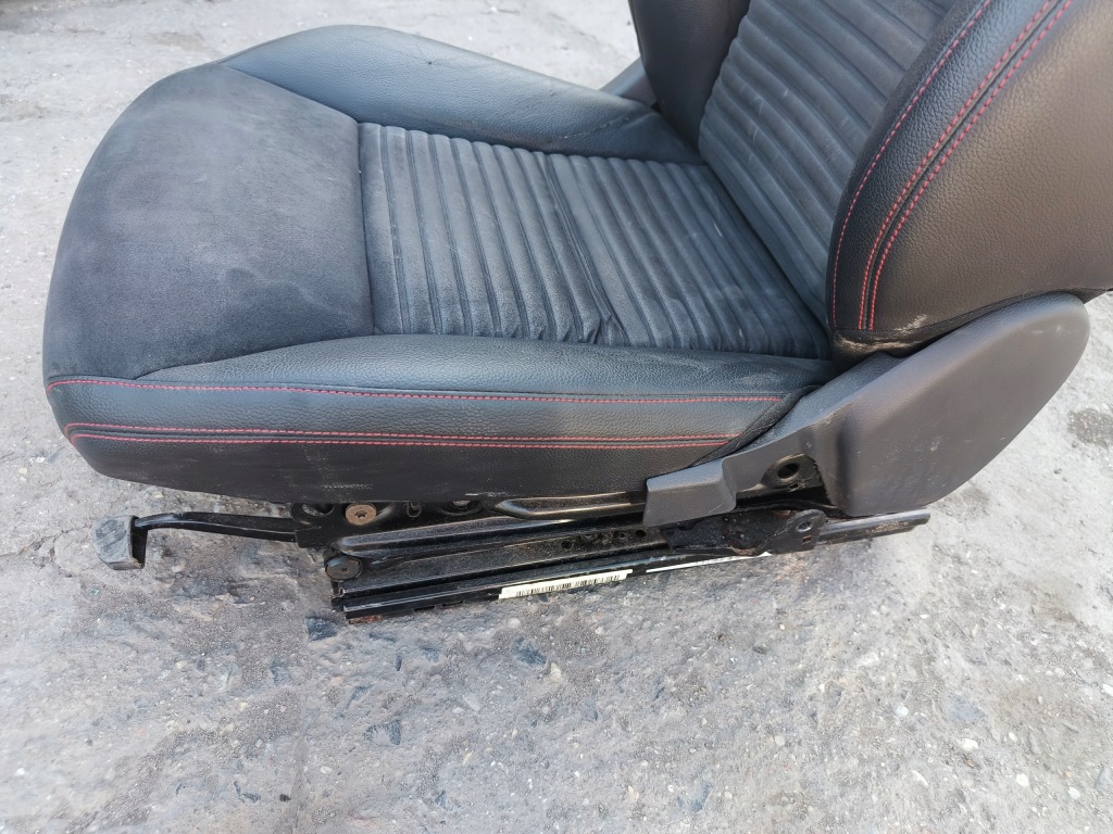 Купить Mercedes a klasa w176 сиденье передний правый  amg с подогревом