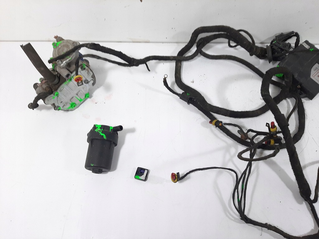 фото №16, Электропроводка газовая lpg zenit pro 4cyl блок управления 67r-016205 испаритель форсунки