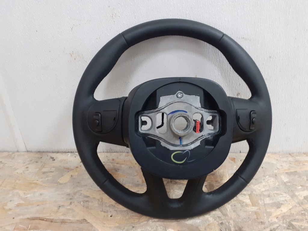 фото №5, Charger challenger 2015- повітропровід шкіра jak nowa