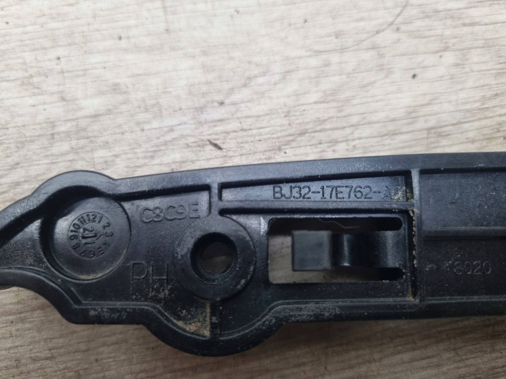 фото №5, Land rover range rover evoque l551 2021 перед сторона правая элементы крепление