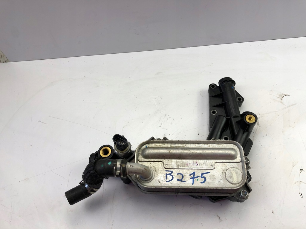 фото №6, Toyota rav4 corolla 2.0 радіатор оливи 157100r011