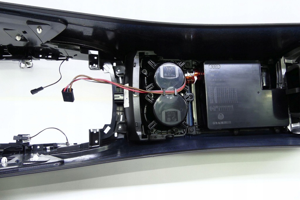 Audi a6 c7 4g рестайлинг  68km туннель средний + бардачок Недорого