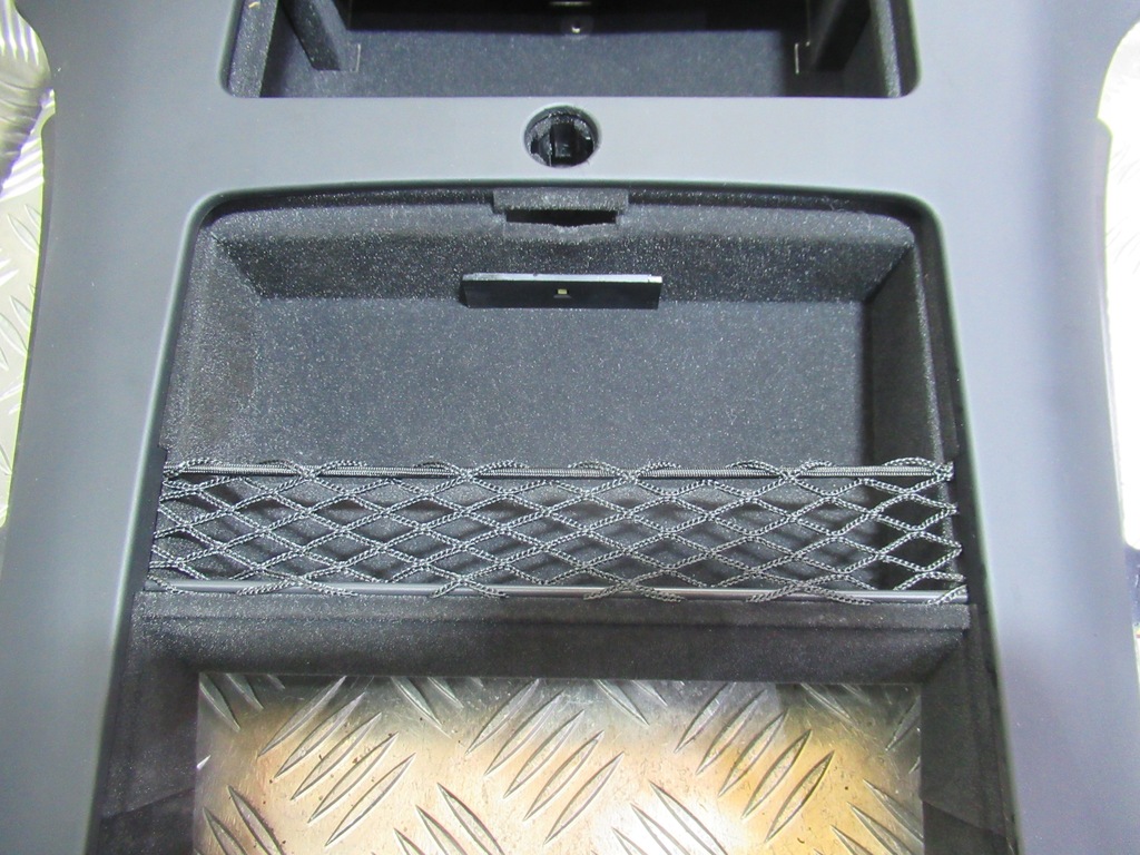 фото №5, Audi r8 бардачок задняя 427868675