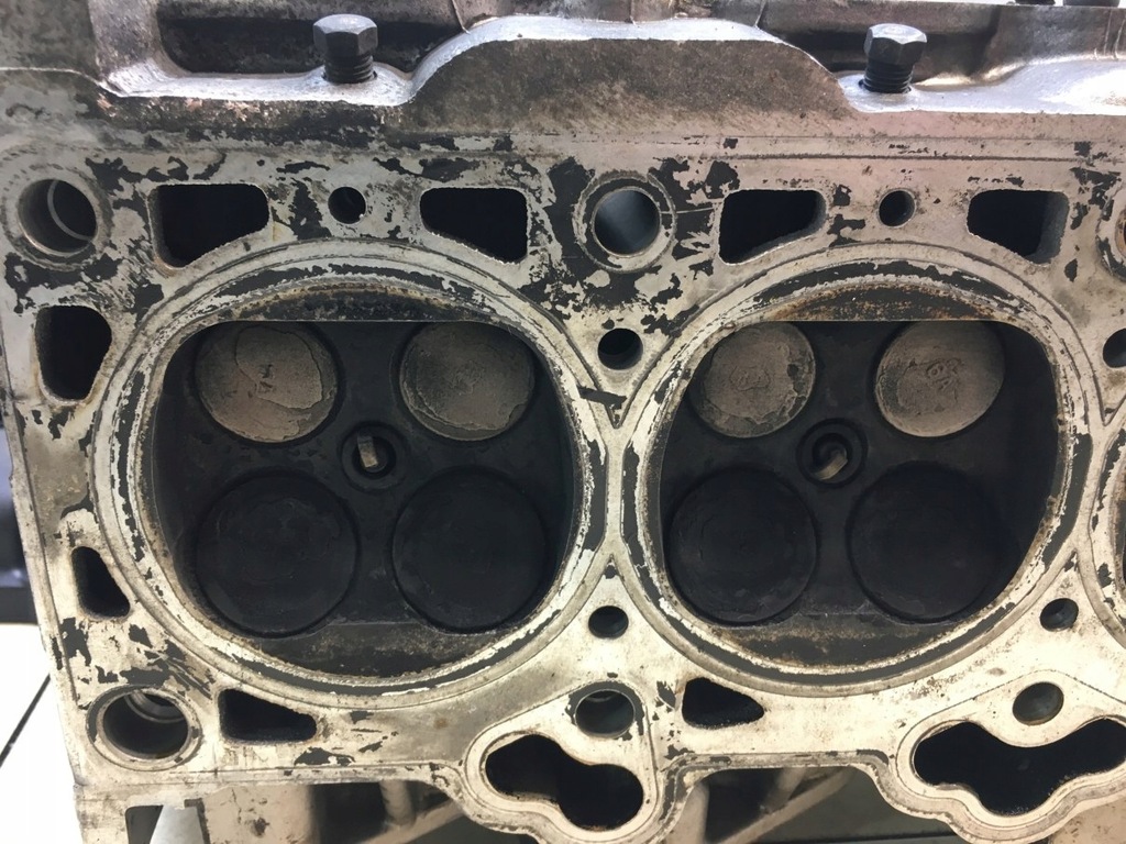 фото №12, Головка цилиндров валы hyundai matrix 1.6 16v