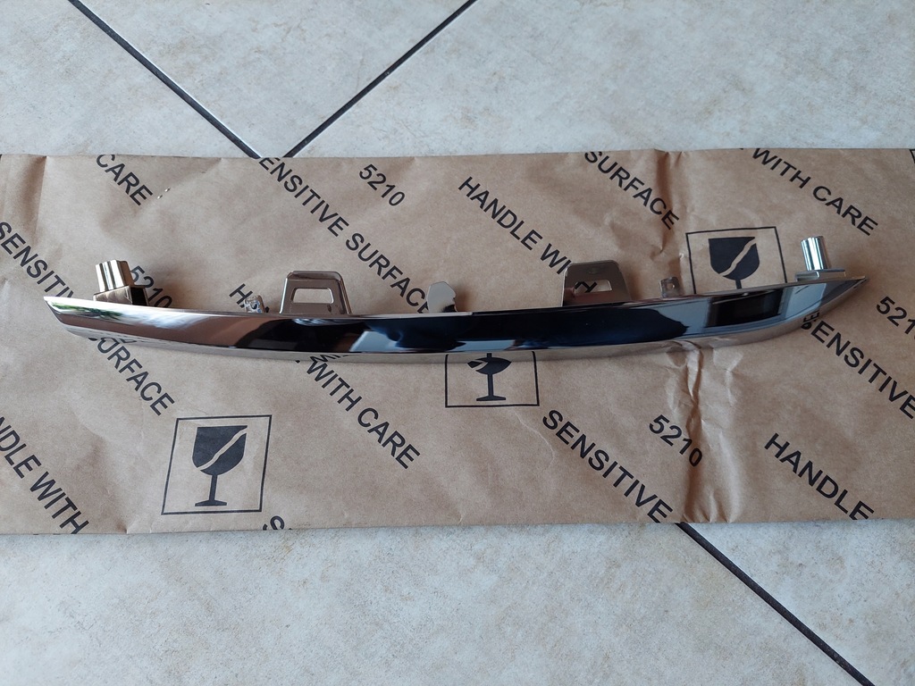 фото №1, Решётка радиатора - хром решетка - opel zafira life zafira d