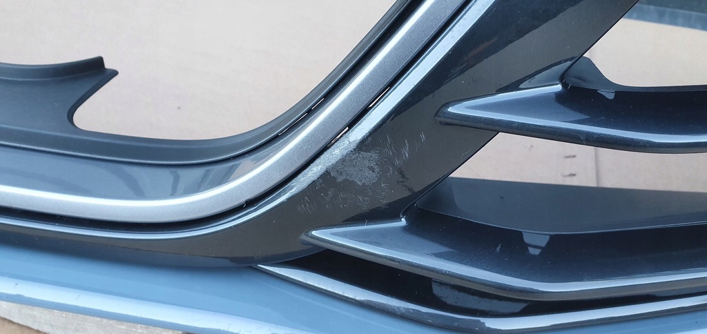 фото №6, Audi gt rs e-tron 4j3 бампер перед оригинал e145