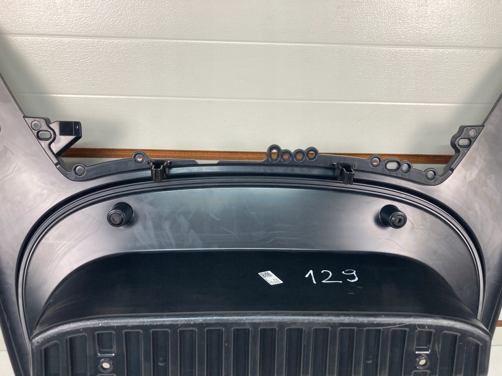 Піддон багажник багажник tesla 3 рестайлінг Київ