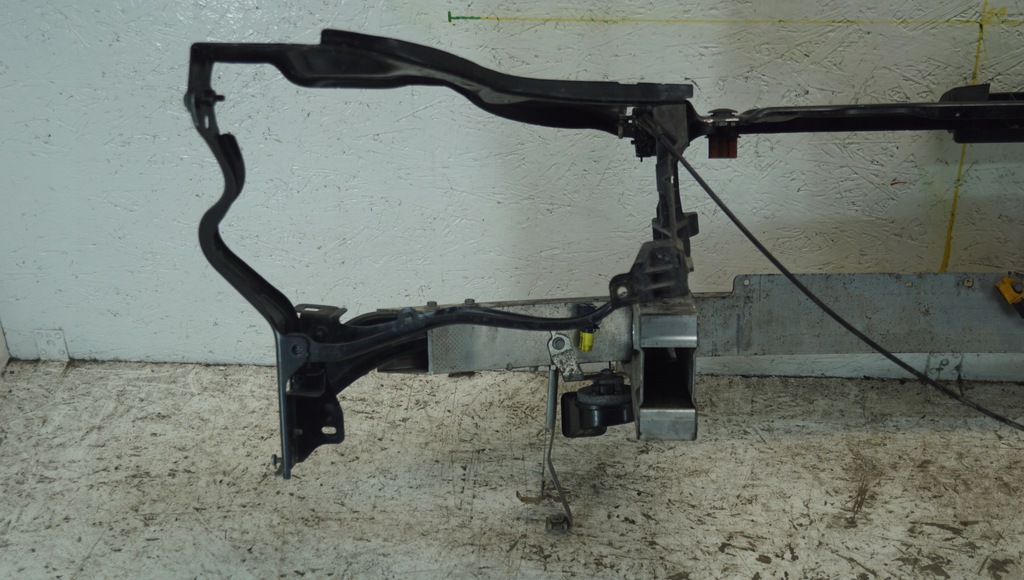 фото №11, Pas передний усилитель mercedes e w212