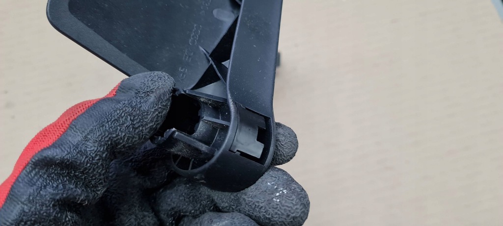 фото №11, Sq5 80a q5 ручка кронштейн капот кронштейн 80b823533d