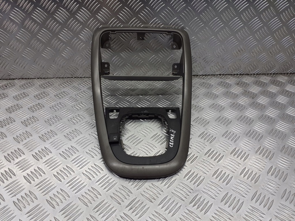 фото №1, Рамка чехол рычага переключения передач переключения передач croma ii 735373402