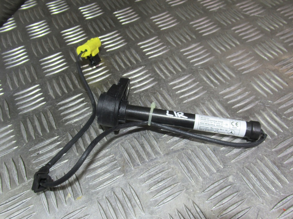 фото №1, Патрон капот mercedes x290 gt a2139062310