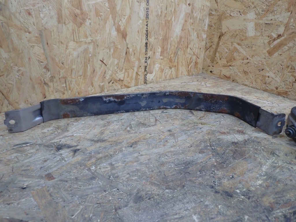 фото №6, Кронштейн бака топлива lexus is iii 200t 300 po lift 2018 europa