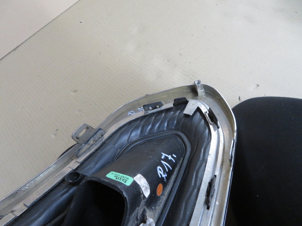 фото №14, Решётка бампера правый перед renault kadjar lift 261a23692r