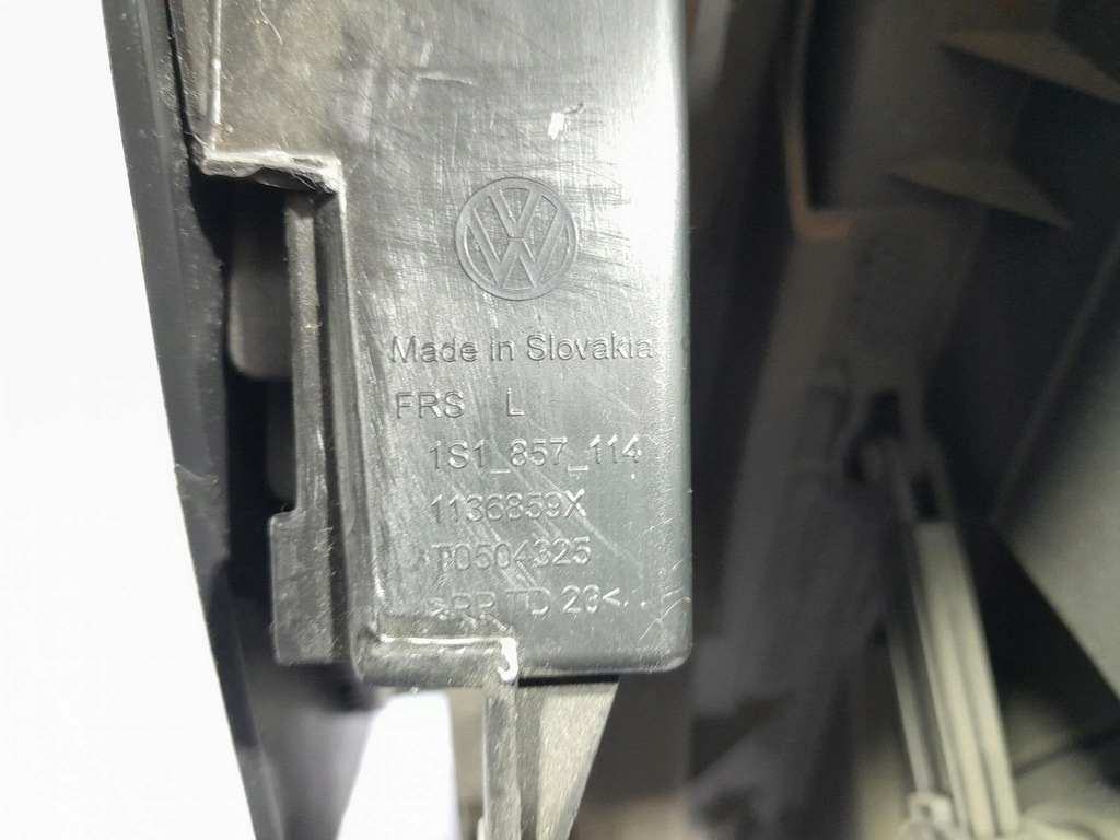 фото №5, Skoda citigo бардачок 1st857097a