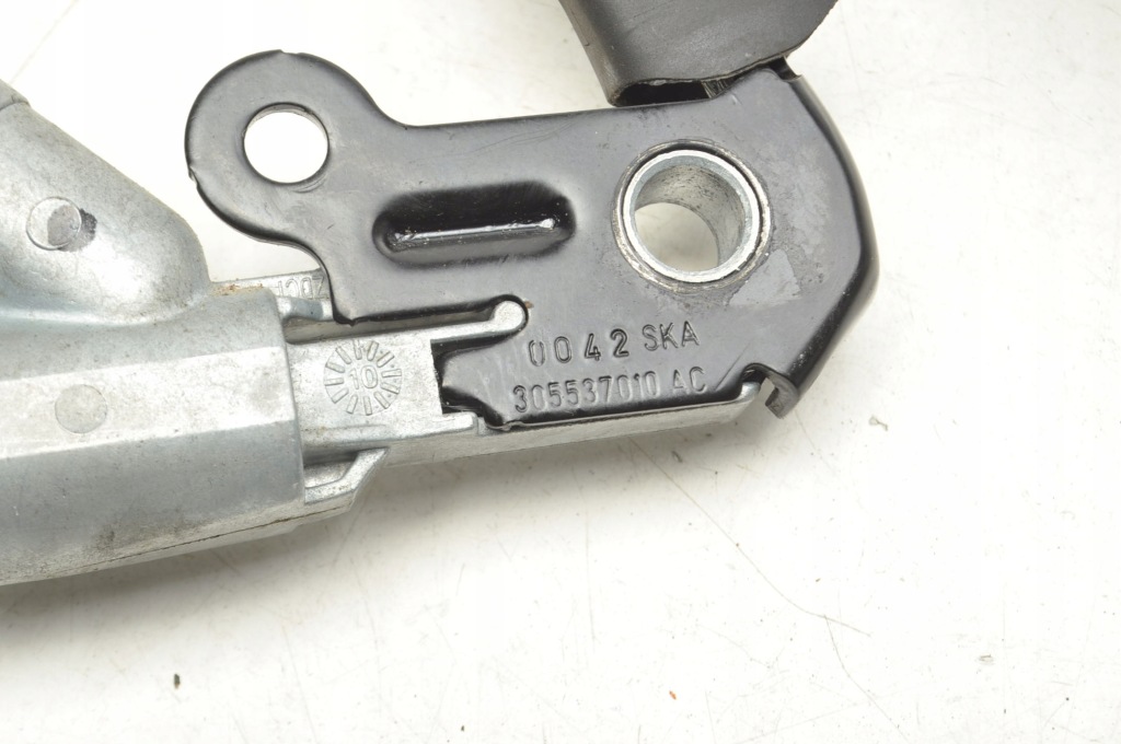 Opel insignia a натягувач поперечина безпеки перед 306302299p10 305537010 Зі Шроту