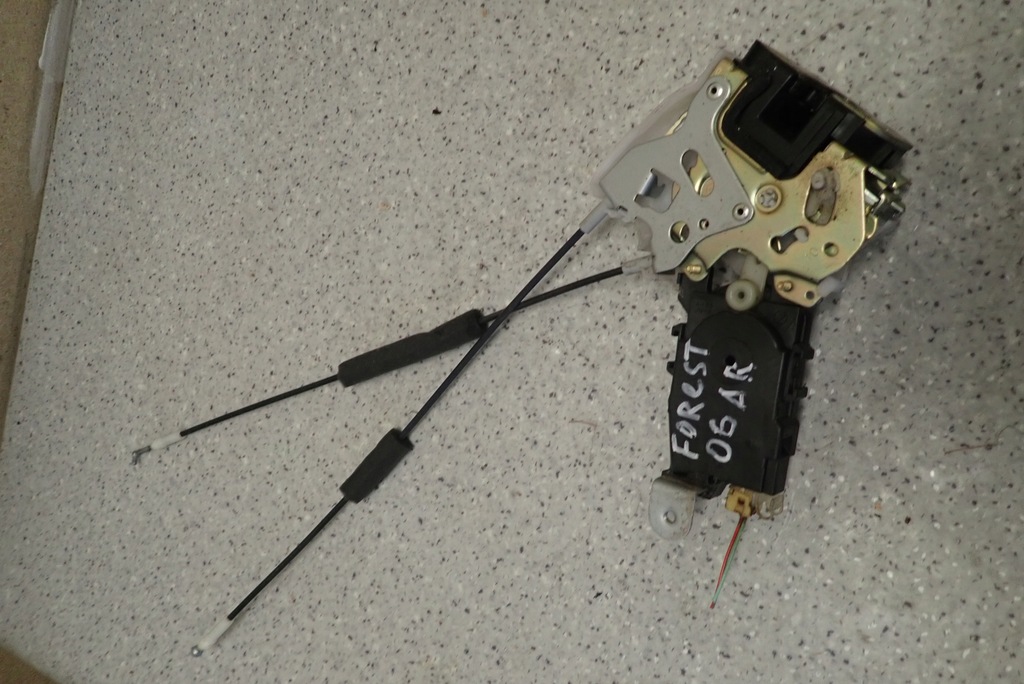 фото №1, Subaru forester ii 05-07 замок дверь задний правый