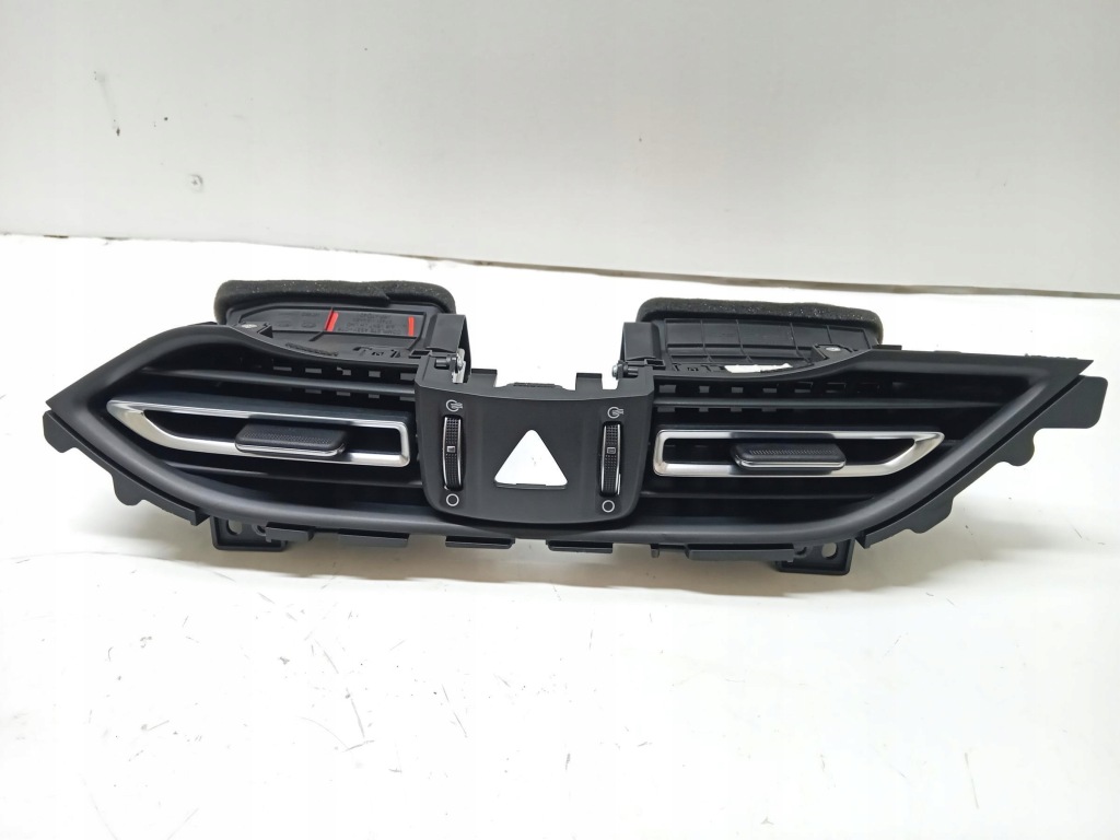 фото №1, Решітка обдув середина hyundai i30 iii lift