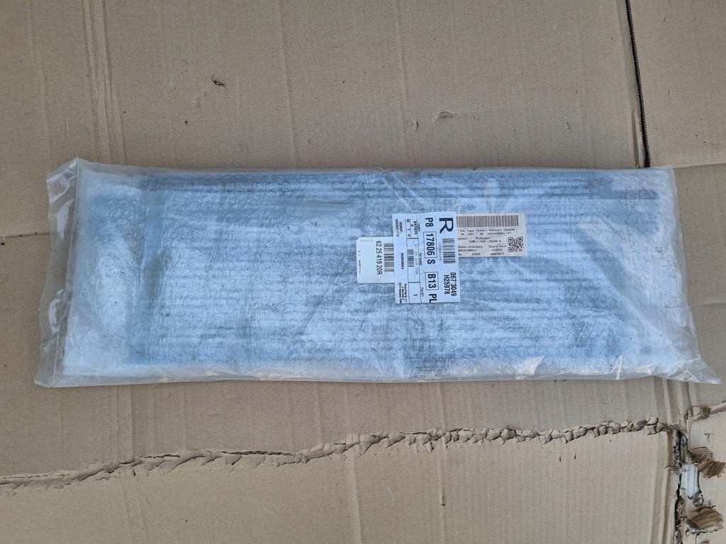 фото №1, Renault master ii решётка радиатора перед средняя