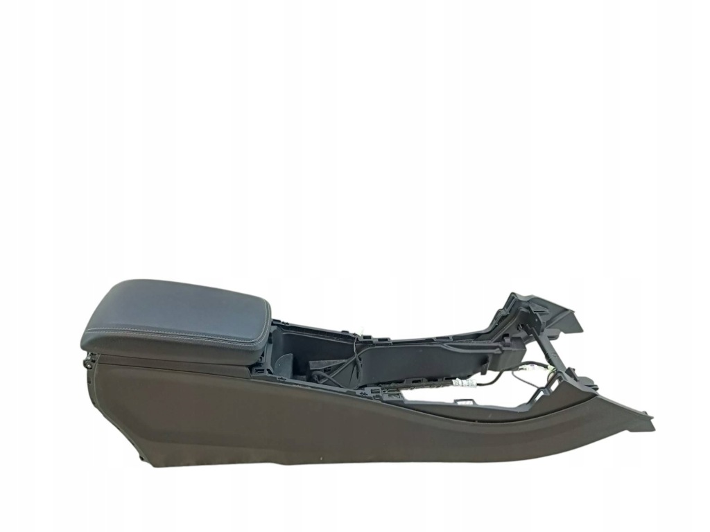 фото №12, Mercedes-benz gla w156 2015 подлокотник туннель среднего