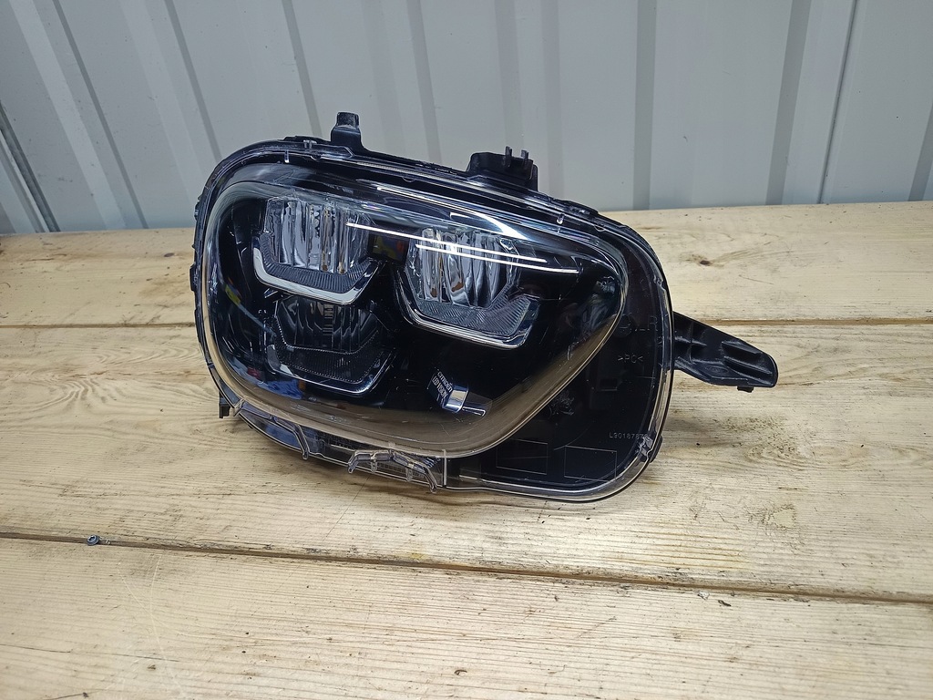 фото №3, Citroen c3 full led права сторона