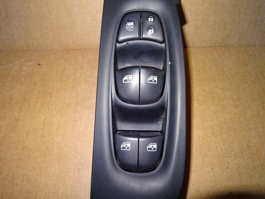 фото №1, Nissan qashqai ii 2 переключатель подъёма окон