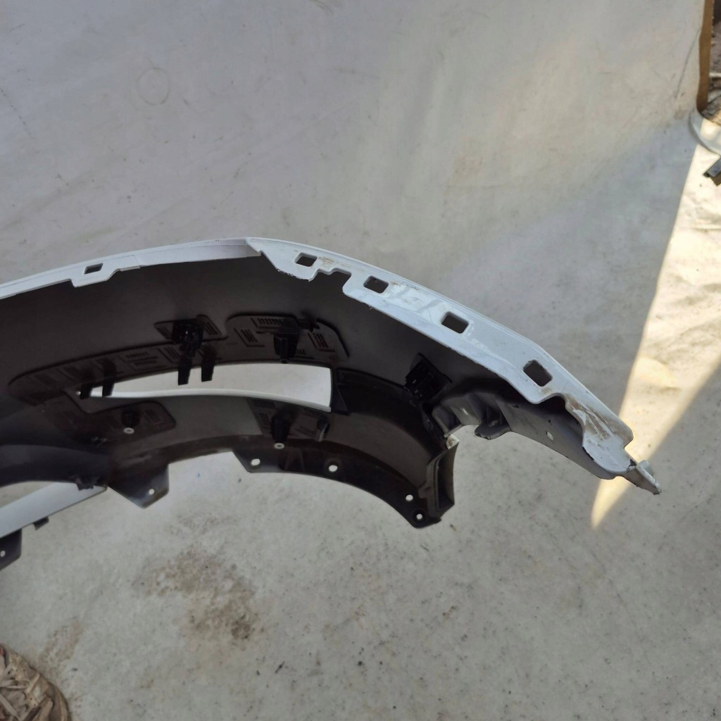 Tesla model y 21- бампер перед передній Ціна