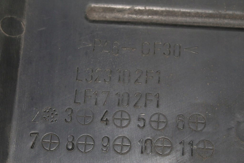 фото №6, Mazda оригинальный номер l323102f1 защита крышка двигателя