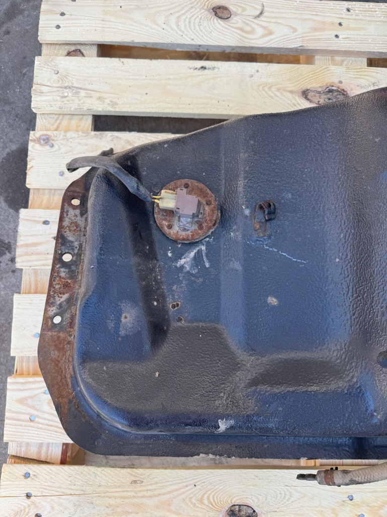 фото №2, Bak бак пального toyota 4 runner 95r.