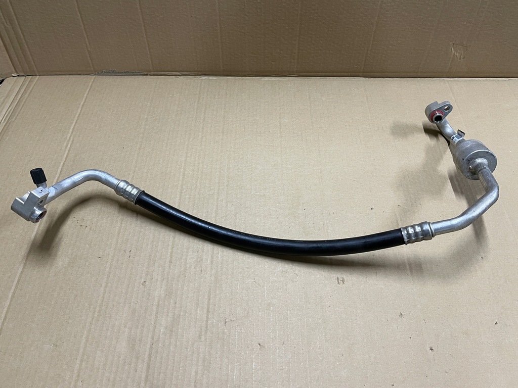 фото №10, Fiesta mk7 lift 1.0 eco шланг трубка кондиціонера c1b1-19f618-jb