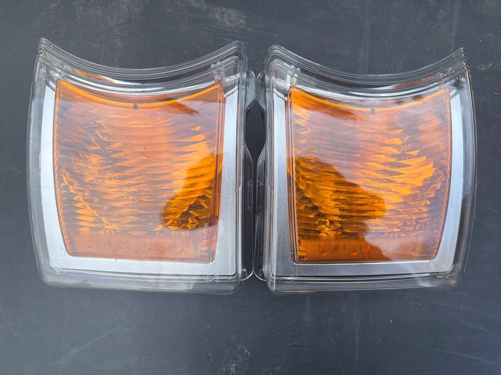 фото №1, Поворотник scania r ,g ,t