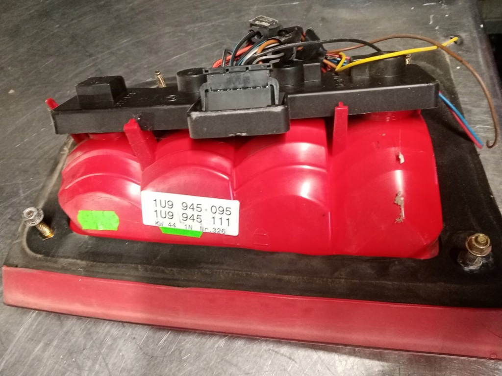 фото №5, Лампа левый задняя skoda octavia 1 1u994509