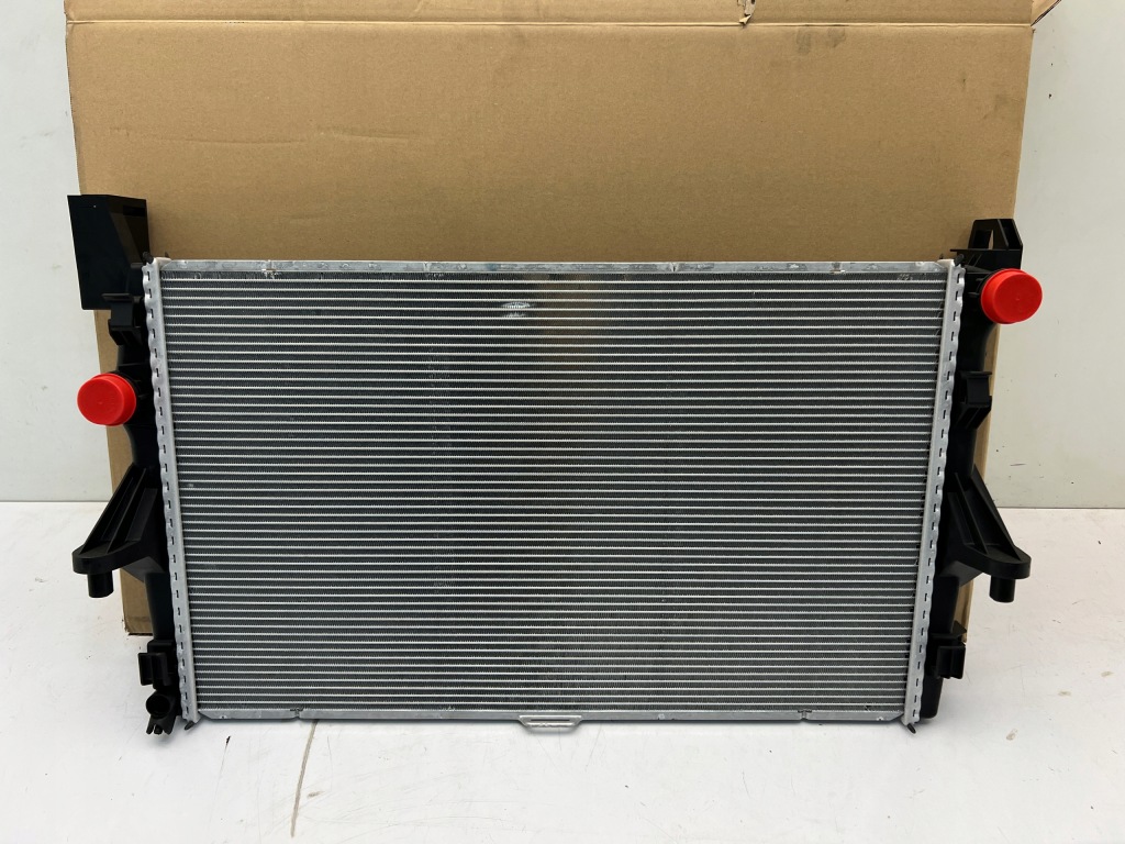 фото №1, Mercedes vito w447 радиатор воды mahle nowa n 14-