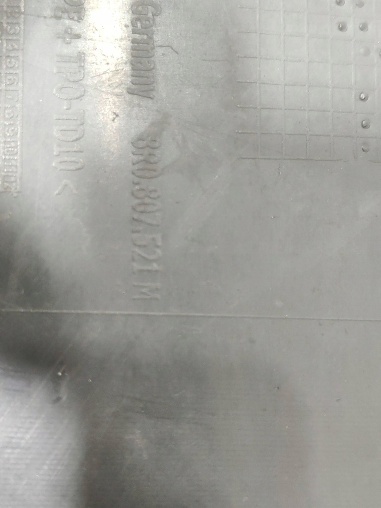 фото №16, Audi q5 8r диффузор накладка бампера задняя 8r0807521m