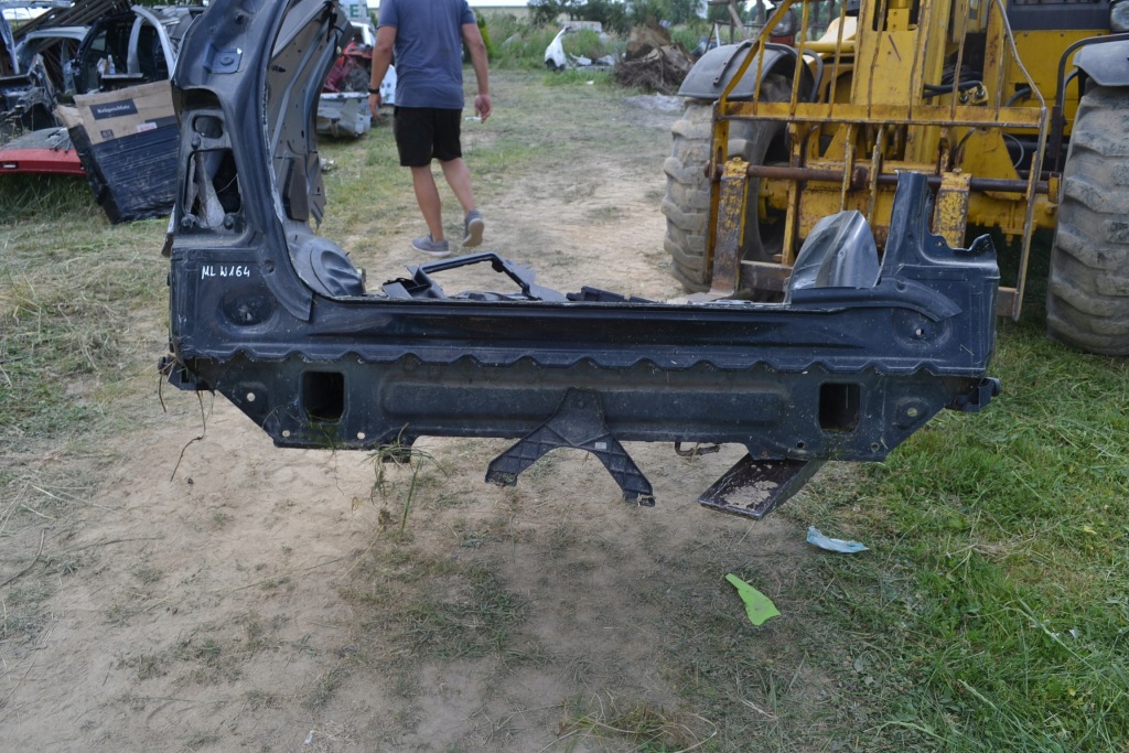 фото №1, Mercedes ml w164 pas задній піддон