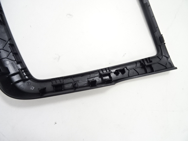 фото №4, Renault kadjar lift корпус рамка радио 681044908r