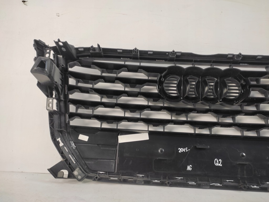 Купити Audi q2 81a решітка радіатора решітка  радіатора перед 2016- 81a853651
