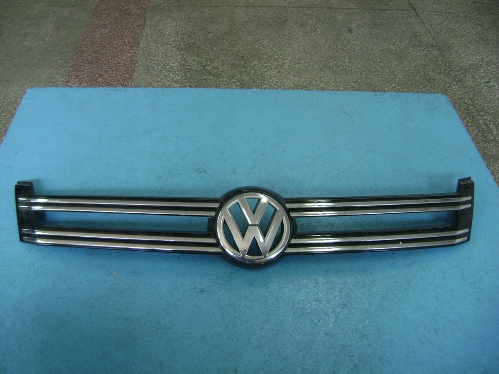 фото №1, Решітка радіатора vw tiguan lift