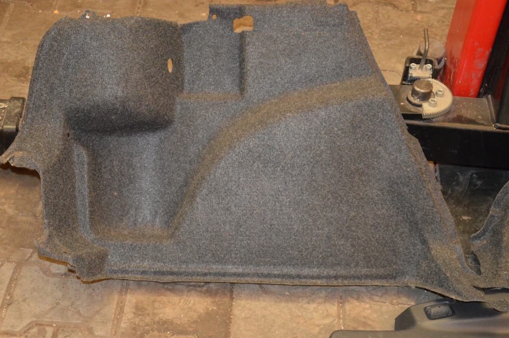 фото №4, Seat ibiza 6j fl 5d оборудование, обшивки багажника